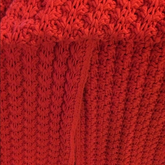 Long GAP deep orange cable- knit, tassled scarf - Picture 5 of 5